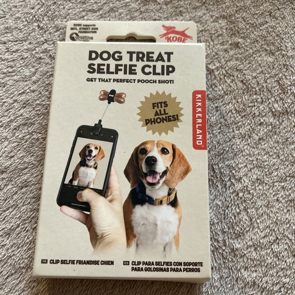 Lot Of 15 Dog Items - Harness, Collars, Treat Mats, Bandana, Puzzle, Toy More - Picture 12 of 13